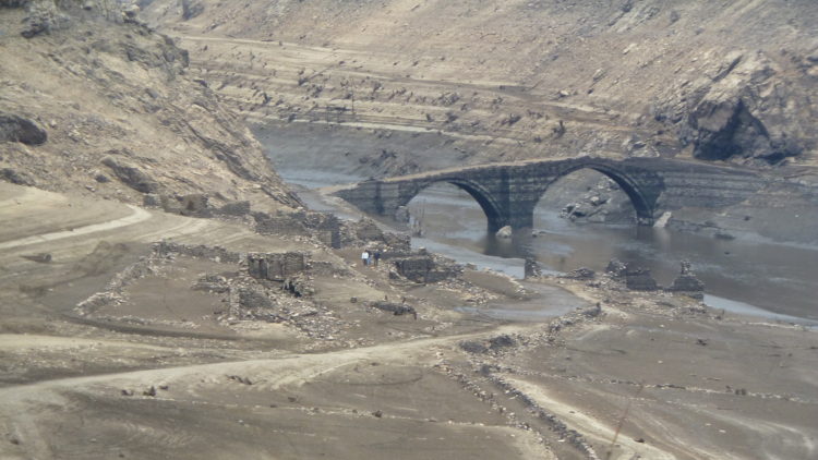 L’histoire: Le pont de Tréboul.
